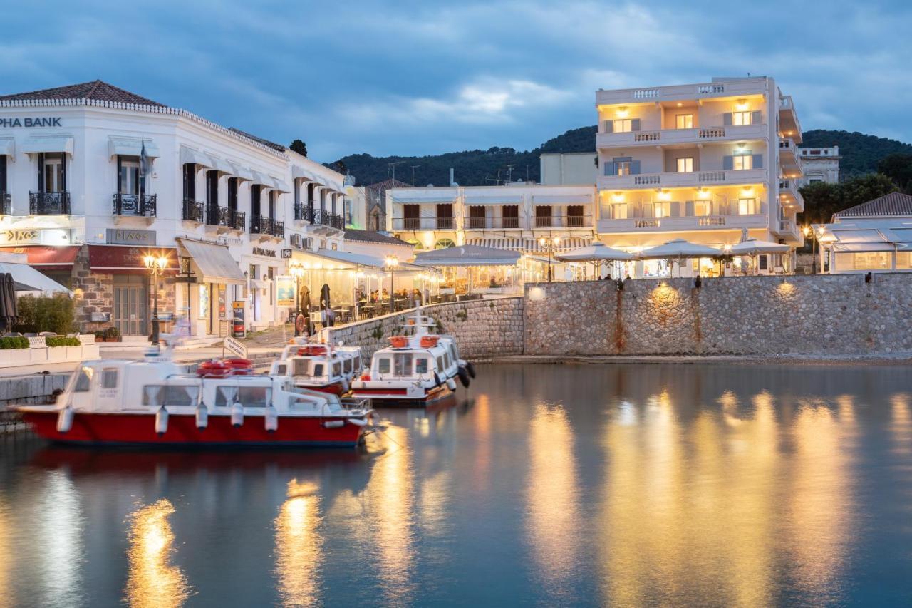 Hotel Roumani Spetses Town Luaran gambar