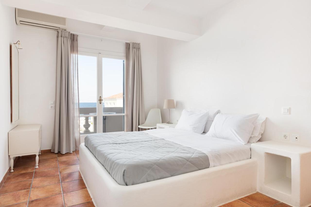 Hotel Roumani Spetses Town Luaran gambar